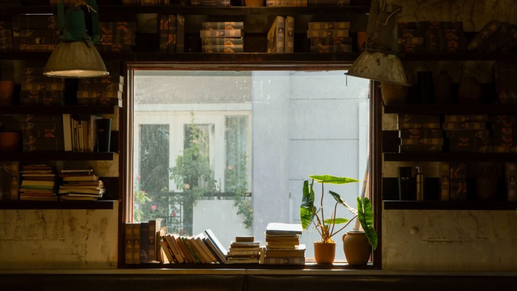 Reading corner by Phát Trương
